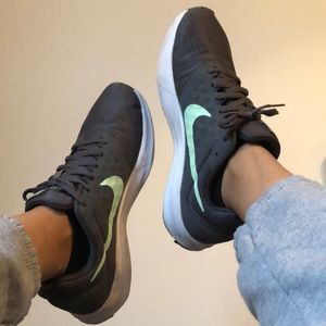 Nike Running: Downshifter 7